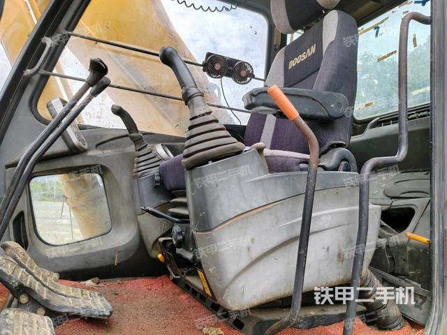 小時(shí)表(駕駛室部分) 小時(shí)表(駕駛室部分)