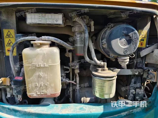 發(fā)動機整體俯視(整機外觀) 發(fā)動機整體俯視(整機外觀)