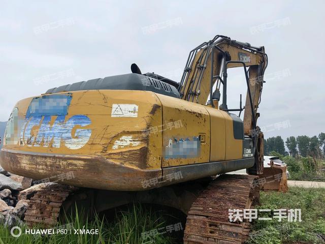 整機(jī)右后45°(整機(jī)外觀) 整機(jī)右后45°(整機(jī)外觀)