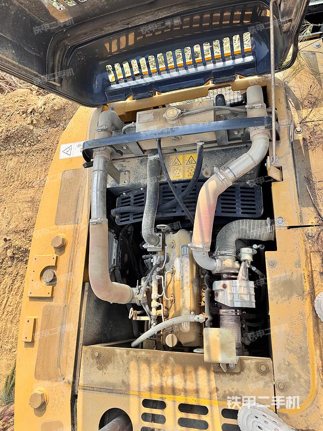 发动机整体俯视（整机外观）