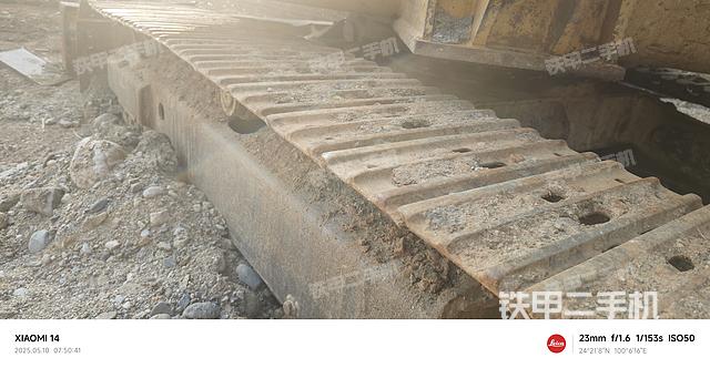 单侧履带整体（整机外观）