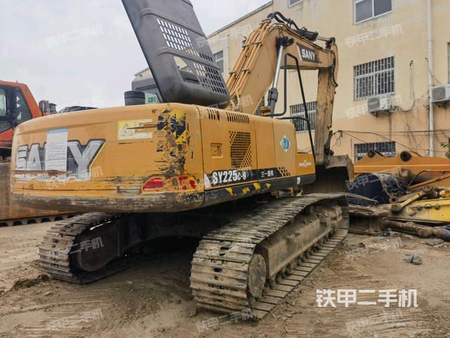整機(jī)右后45°(整機(jī)外觀) 整機(jī)右后45°(整機(jī)外觀)