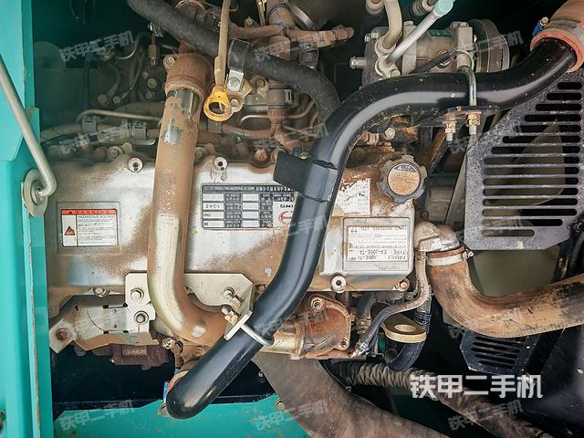 發(fā)動(dòng)機(jī)整體俯視(整機(jī)外觀) 發(fā)動(dòng)機(jī)整體俯視(整機(jī)外觀)