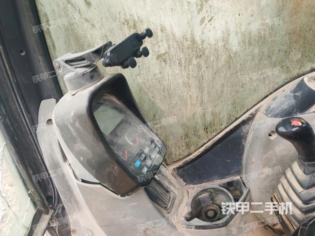 显示屏 （驾驶室部分）