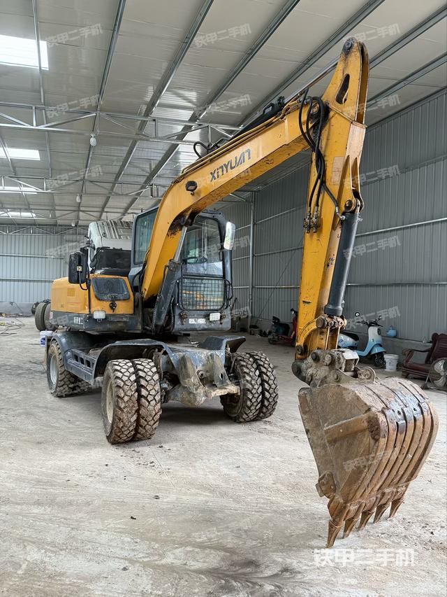 单侧履带整体（整机外观）