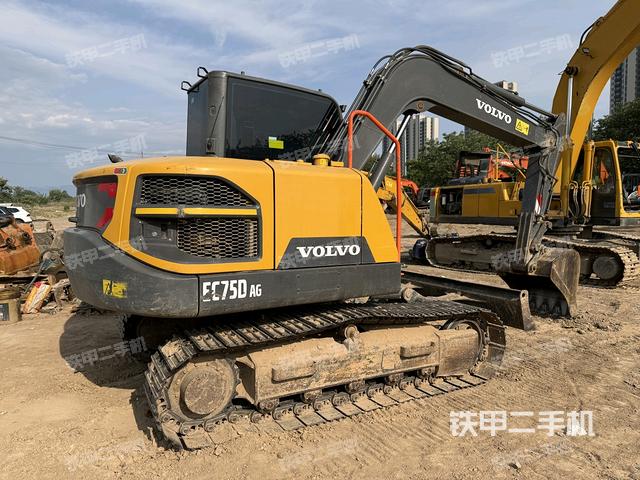 整機右后45°（整機外觀）