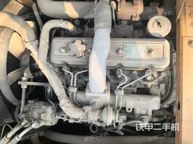 發(fā)動機整體俯視(整機外觀) 發(fā)動機整體俯視(整機外觀)