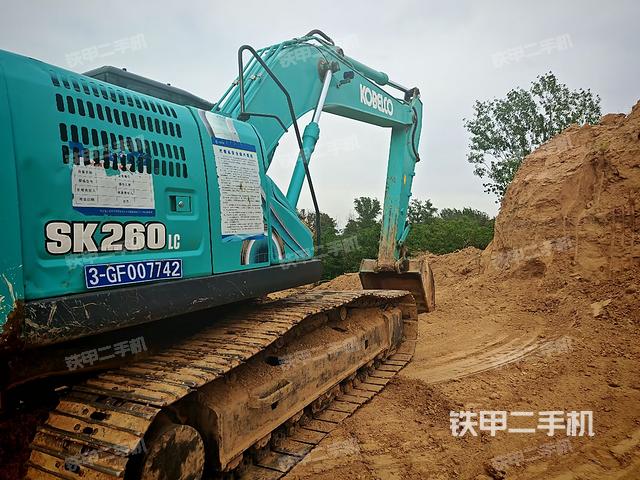 整機(jī)右后45°(整機(jī)外觀) 整機(jī)右后45°(整機(jī)外觀)