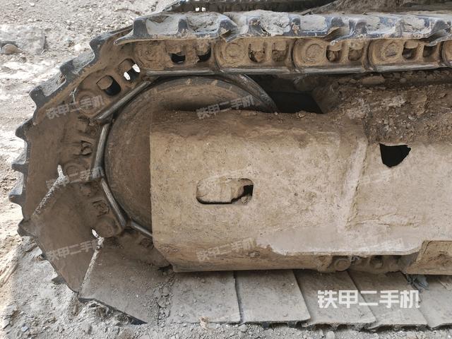 右驅(qū)動(dòng)輪(行走機(jī)構(gòu)) 右驅(qū)動(dòng)輪(行走機(jī)構(gòu))