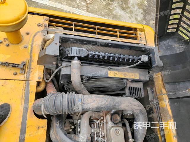 增壓器特寫(xiě)(上車部件) 增壓器特寫(xiě)(上車部件)