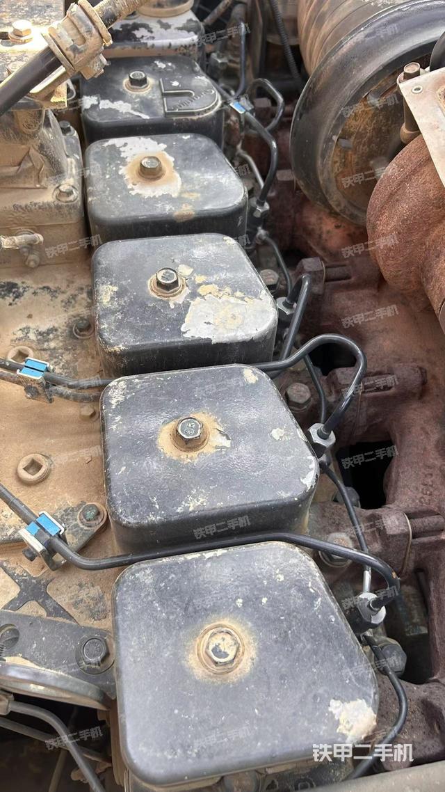 发动机整体俯视（整机外观）