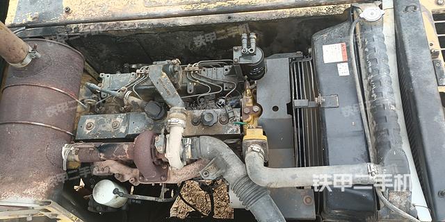 發(fā)動(dòng)機(jī)整體俯視(整機(jī)外觀) 發(fā)動(dòng)機(jī)整體俯視(整機(jī)外觀)