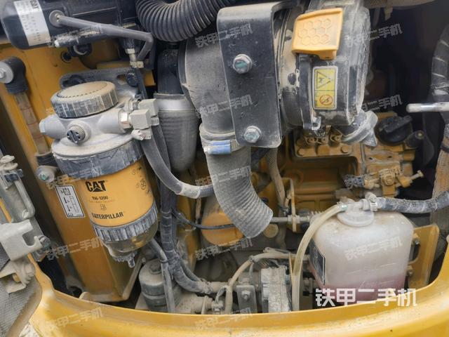 發(fā)動機整體俯視(整機外觀) 發(fā)動機整體俯視(整機外觀)