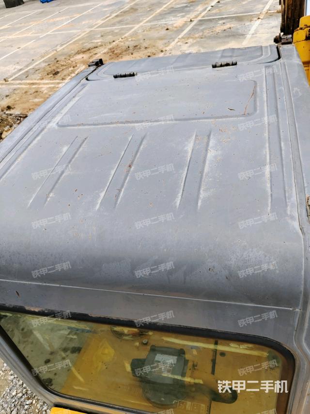 駕駛室頂部俯視(上車部件) 駕駛室頂部俯視(上車部件)