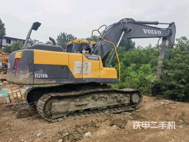 整機(jī)右后45°(整機(jī)外觀) 整機(jī)右后45°(整機(jī)外觀)