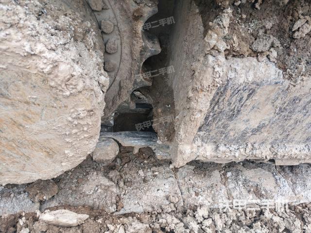 右侧行走马达盖板（行走机构）