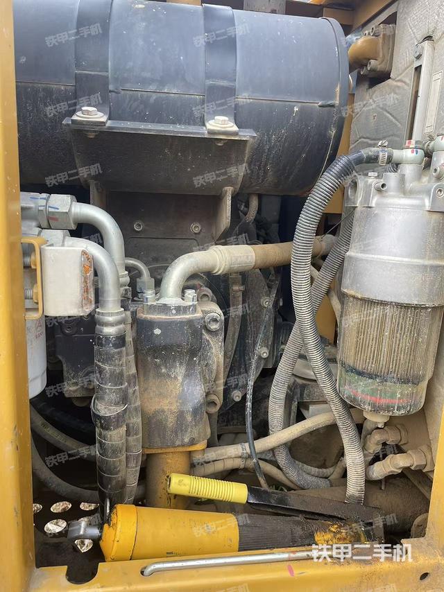 液壓泵室(大件艙室) 液壓泵室(大件艙室)