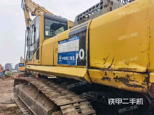 整機右后45°(整機外觀) 整機右后45°(整機外觀)