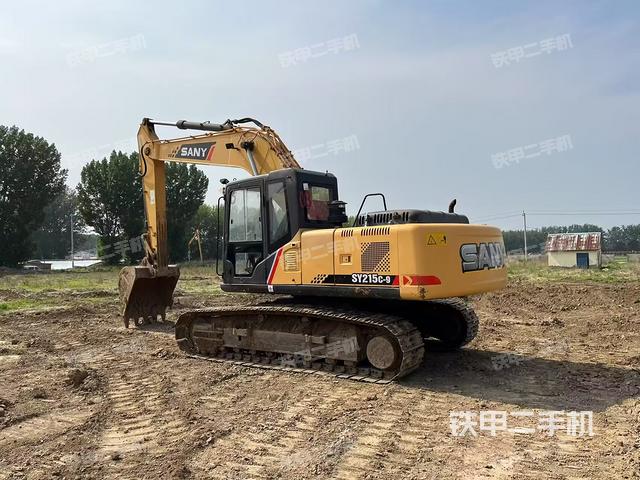整機(jī)右后45°(整機(jī)外觀) 整機(jī)右后45°(整機(jī)外觀)