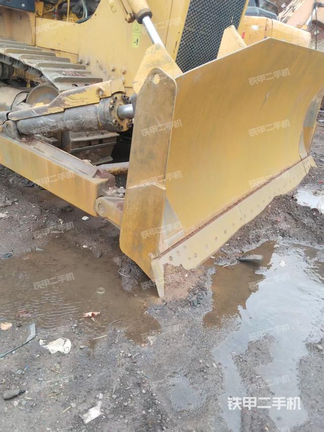 整机右侧（设备外观及核心部件）