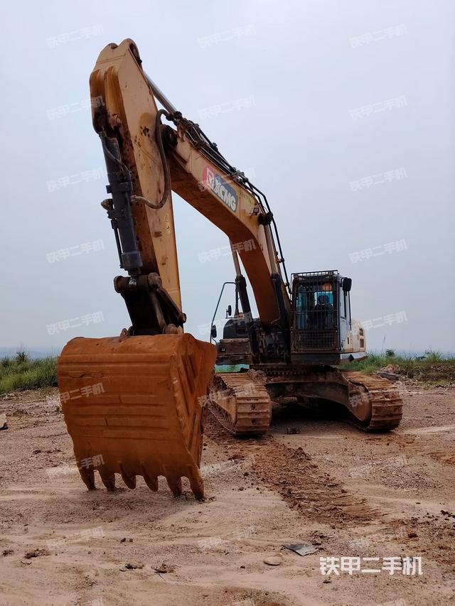 徐工XE380DK挖掘機