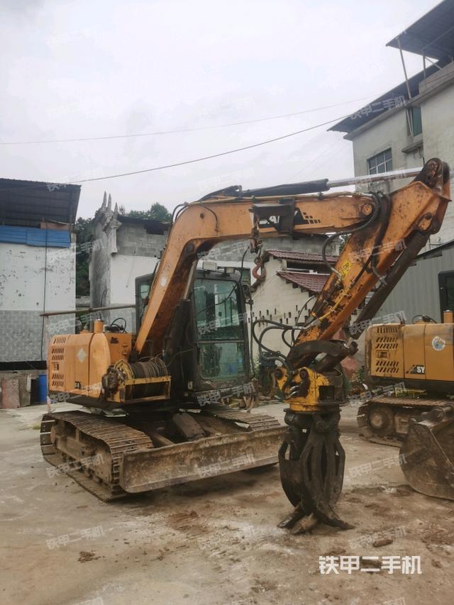 整機(jī)右后45°(整機(jī)外觀) 整機(jī)右后45°(整機(jī)外觀)