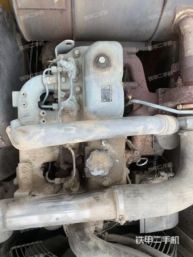 发动机整体俯视(整机外观) 发动机整体俯视(整机外观)