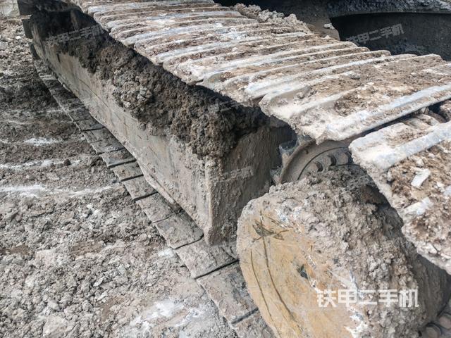 右侧履带整体（行走机构）