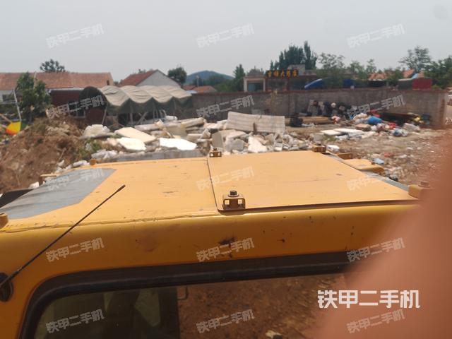 駕駛室頂部（整機(jī)外觀）