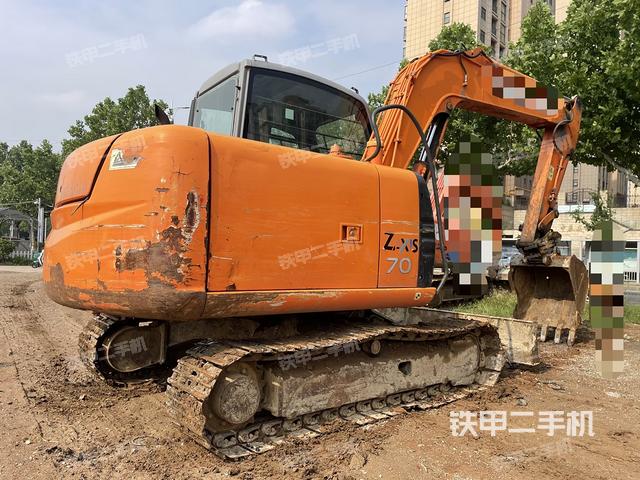 整機(jī)右后45°(整機(jī)外觀) 整機(jī)右后45°(整機(jī)外觀)