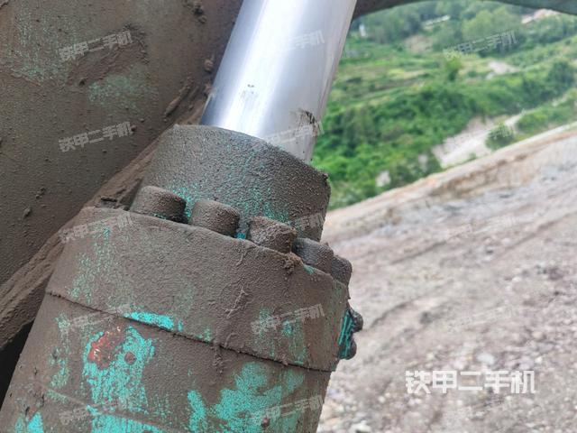 小臂整體右前(工作和回轉(zhuǎn)裝置) 小臂整體右前(工作和回轉(zhuǎn)裝置)