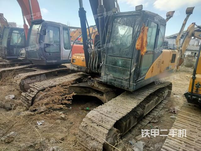 三一重工SY365C挖掘機