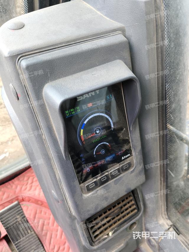 小時(shí)表(駕駛室部分) 小時(shí)表(駕駛室部分)