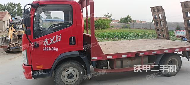 整機(jī)右側(cè)(設(shè)備外觀及核心部件) 整機(jī)右側(cè)(設(shè)備外觀及核心部件)