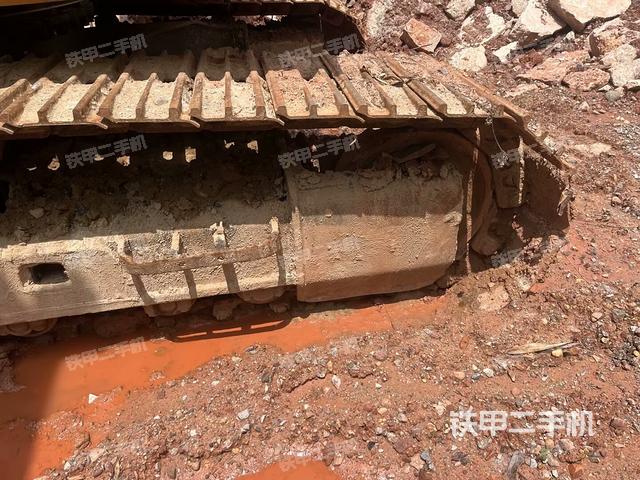 左侧行走马达盖板(行走机构) 左侧行走马达盖板(行走机构)