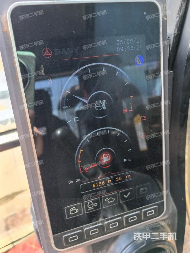 顯示屏?(駕駛室部分) 顯示屏?(駕駛室部分)