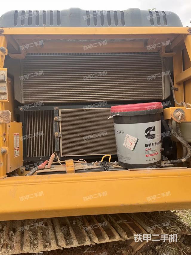 液壓泵斜45?右（大件艙室）