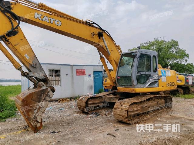 加藤HD820V挖掘機(jī)
