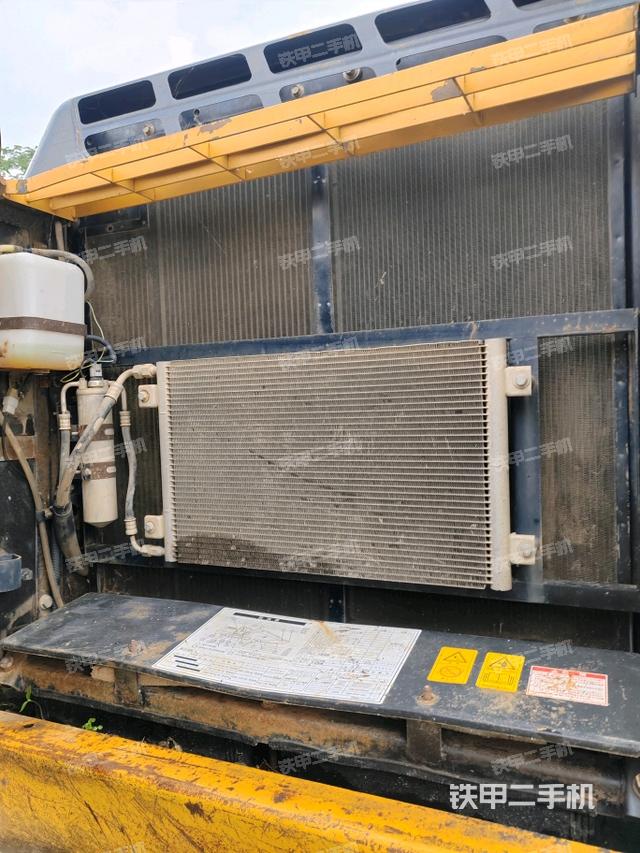 散熱器正面（大件艙室）