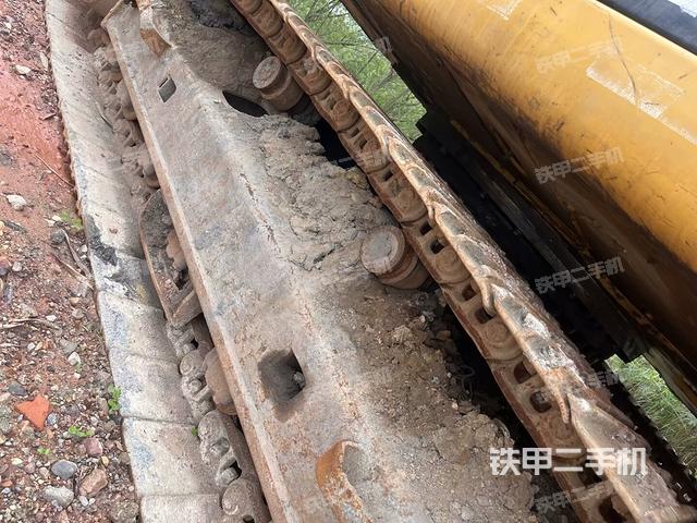 右驅(qū)動(dòng)輪(行走機(jī)構(gòu)) 右驅(qū)動(dòng)輪(行走機(jī)構(gòu))