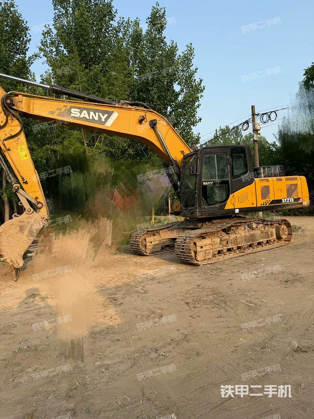 三一重工SY205C挖掘機(jī)