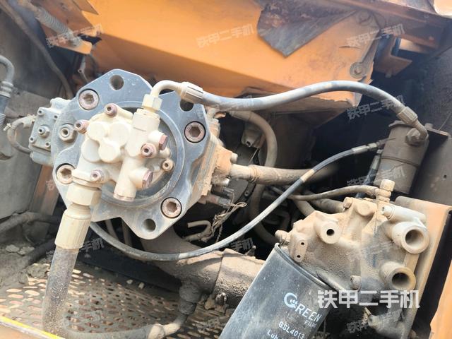 散熱器正面(大件艙室) 散熱器正面(大件艙室)