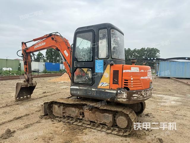 整机右后45°（整机外观）