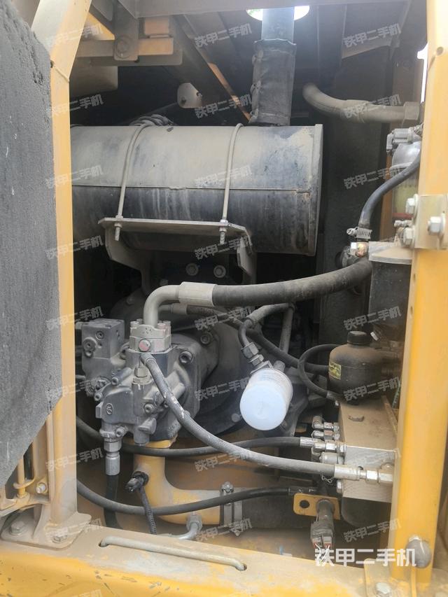 液压泵室（大件舱室）