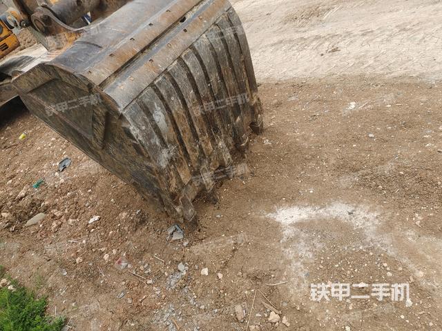 大臂整體?右側(cè)(工作和回轉(zhuǎn)裝置) 大臂整體?右側(cè)(工作和回轉(zhuǎn)裝置)