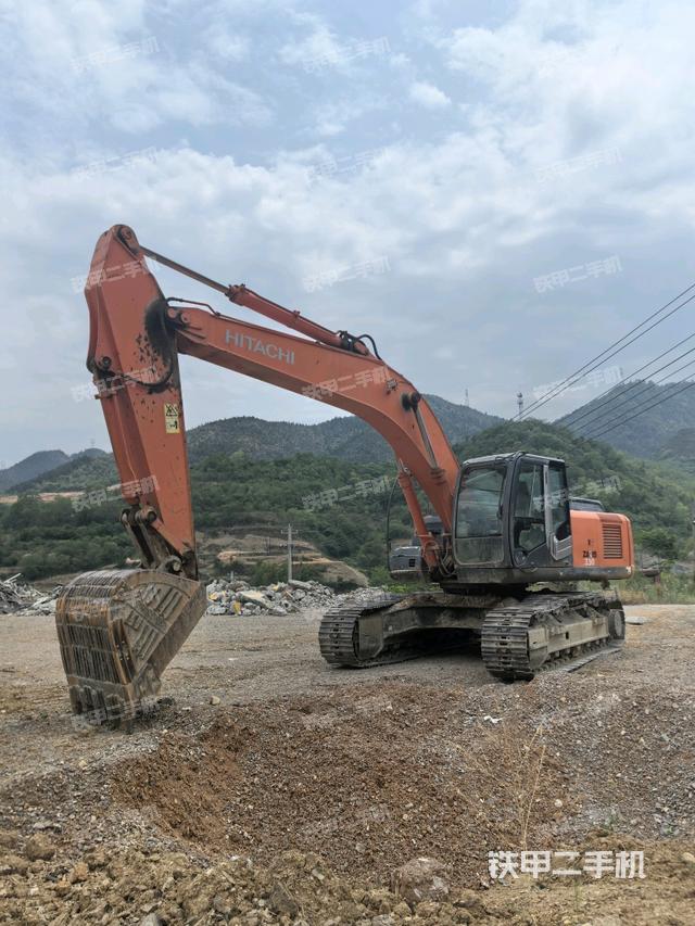 日立ZX270-3挖掘機
