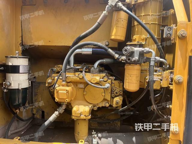 电瓶(大件舱室) 电瓶(大件舱室)