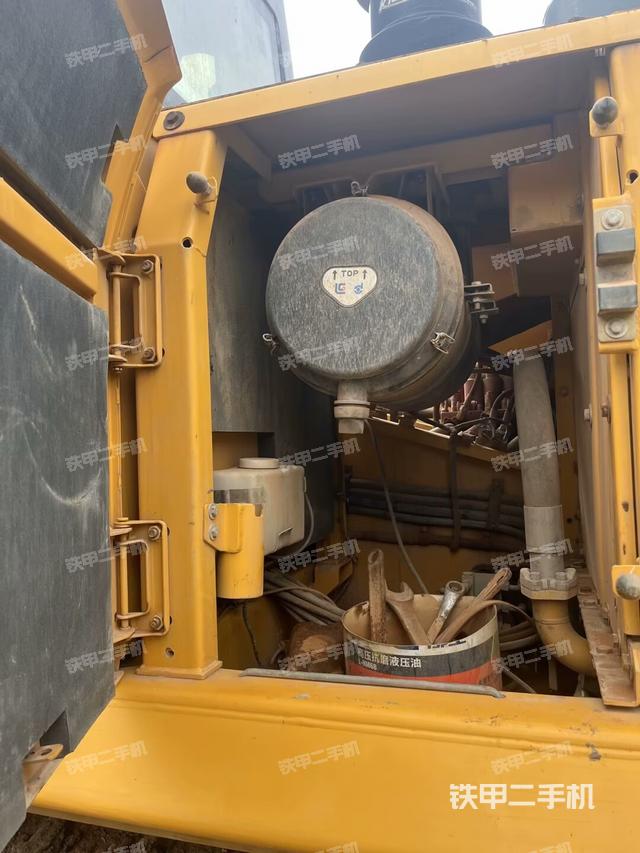 液壓泵室（大件艙室）