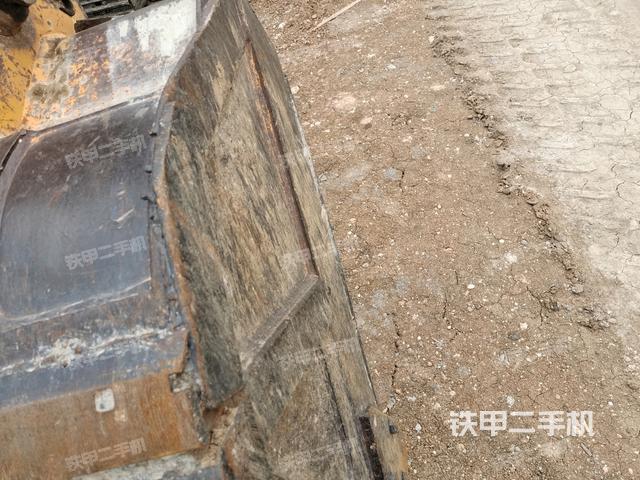 大臂油缸整體?豎拍(工作和回轉(zhuǎn)裝置) 大臂油缸整體?豎拍(工作和回轉(zhuǎn)裝置)