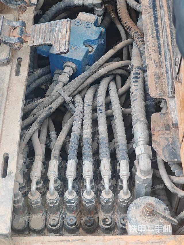 整机右后45°（整机外观）